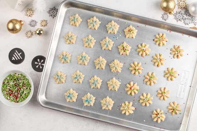 Как украшать новогоднее печенье