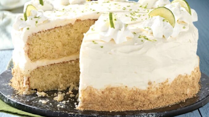 Имитируем классический лаймовый пирог: готовим совсем простой торт с лаймовым кремом