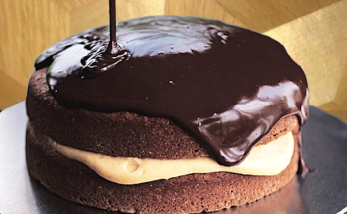 Как сделать шоколадную глазурь на торт Чародейка