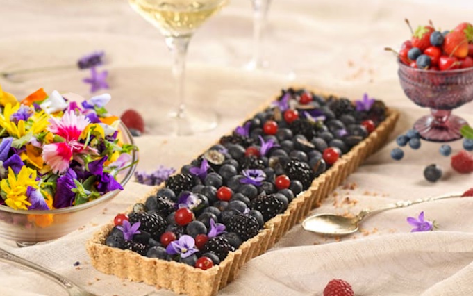 Как собрать торт ягоды и шоколад- отличный десерт для всех, кто придерживается ПП