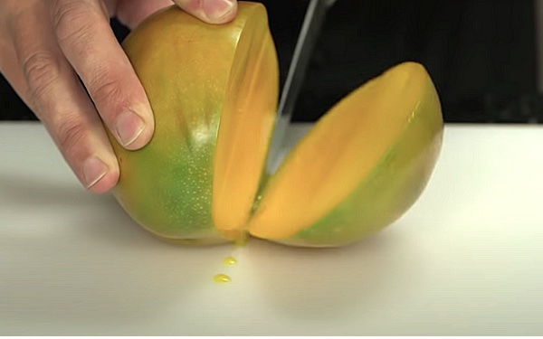 как очистить манго