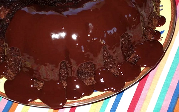 Рецепт шоколадного торта с кокосом