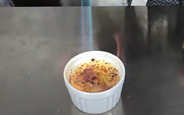 Как приготовить крем-брюле с бобами тонка