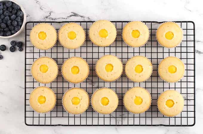 Как украсить лимонные кексы